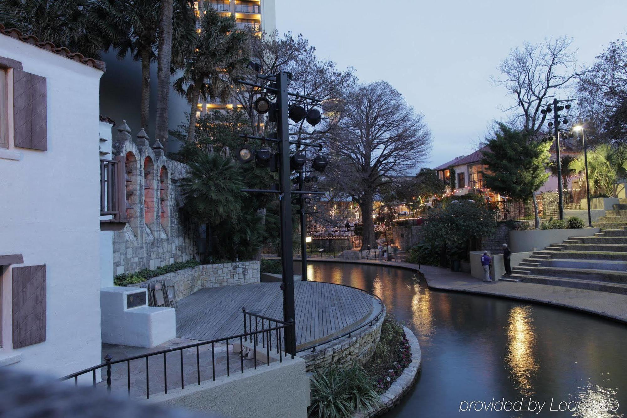 Comfort Suites Alamo-River Walk San Antonio Zewnętrze zdjęcie